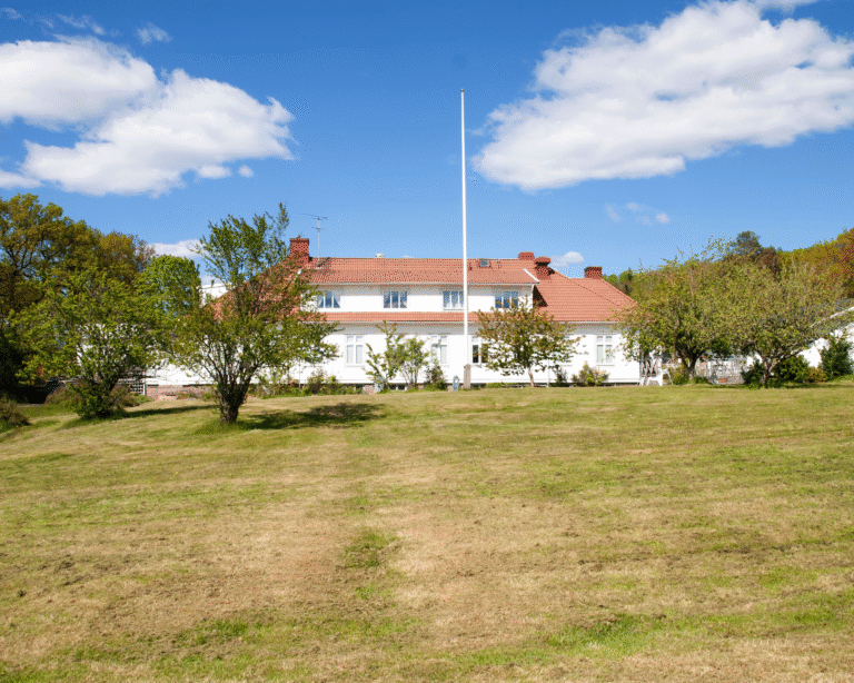 Trädgård och fastighet Nya Tag HVB Hunnebostrand och behandlingshem