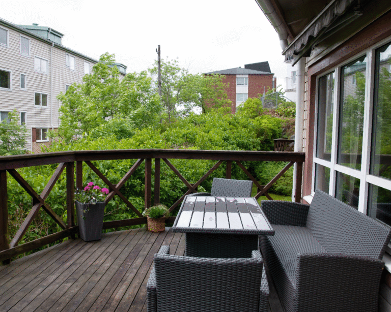 Balkongen från boendet